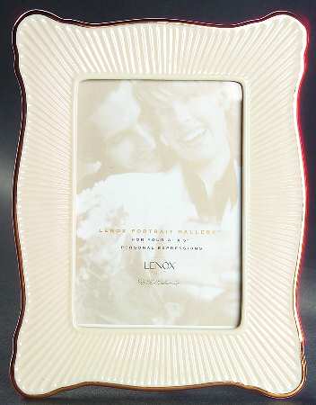 Meridian Collection Frame-Holds 3" x 5"
