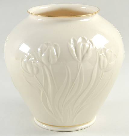 Masterpiece Collection 7" Globe Vase