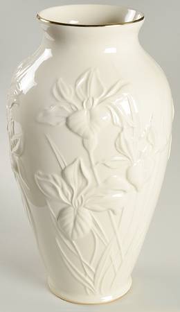 Masterpiece Collection 15" Vase