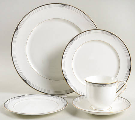 Erica (Japan Backstamp Mark) 5 Piece Place Setting