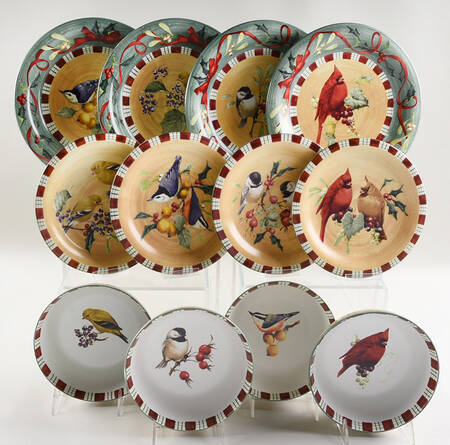 Winter Greetings 24 Piece Estate Set
