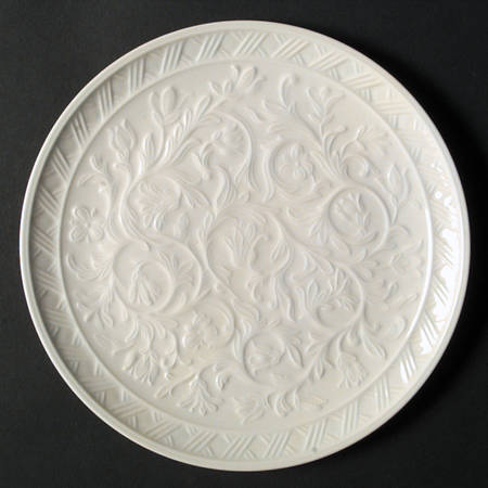 Organza (No Trim) Accent Luncheon Plate