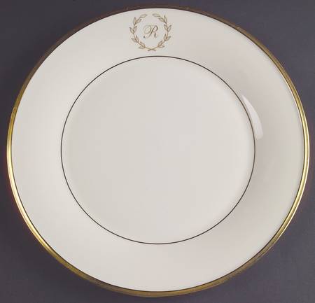 Eternal Classique Monogram Dinner Plate
