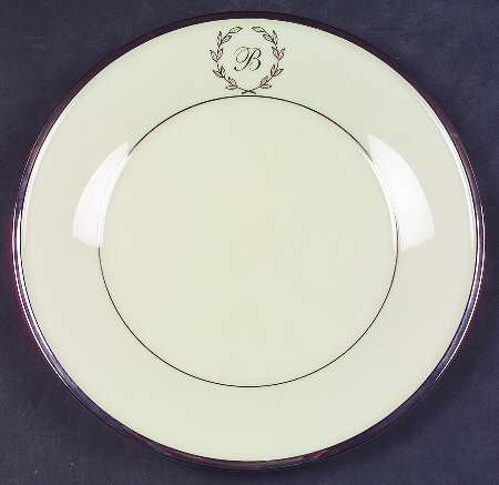 Solitaire Classique Monogram Luncheon Plate