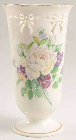 Victorian Rose Collection 8" Pierced Vase