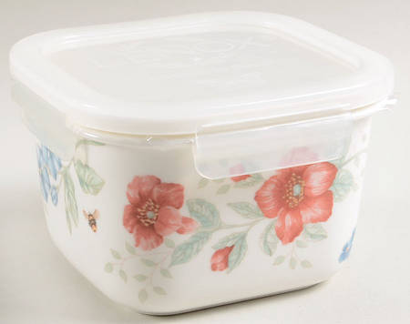 Butterfly Meadow 5" Square Food Storage Container & Plastic Lid