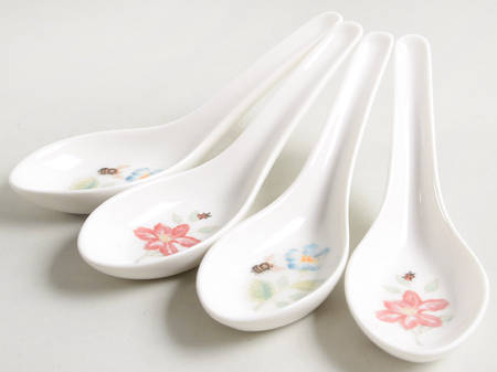 Butterfly Meadow Chinese Spoon - Set of 4 (Motif 1 & 2) by Lenox