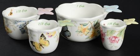 Butterfly Meadow Measuring Cup Set (1 Cup,1/2 Cup,1/3 Cup,1/4 Cup)