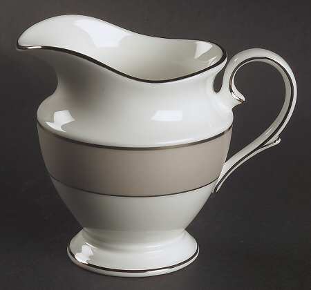 Federal Platinum Frost Creamer