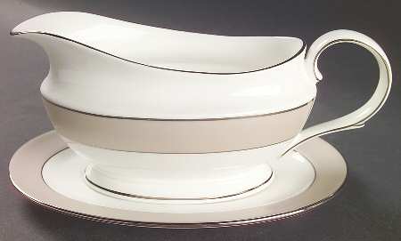 Federal Platinum Frost Gravy Boat & Underplate