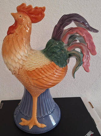 Butler's Pantry Rooster Figurine