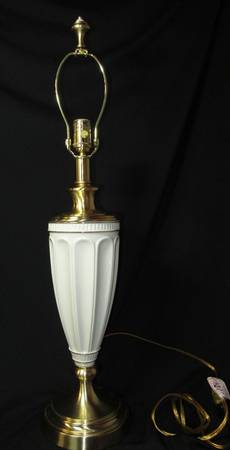 Butler's Pantry 28" Electric Lamp No Shade