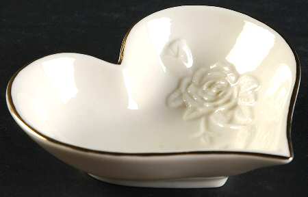 Rosebud Collection Heart Shaped Dish