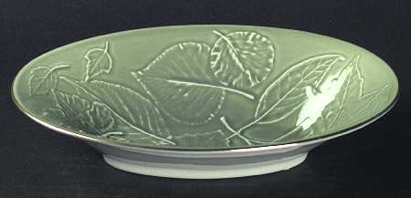 Pressed Leaves Collection 9" Leaf Dish by Lenox