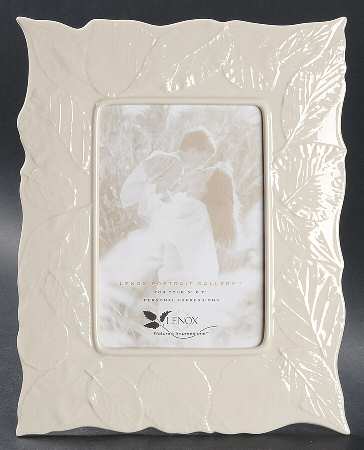 Pressed Leaves Collection Frame-Holds 5" X 7"
