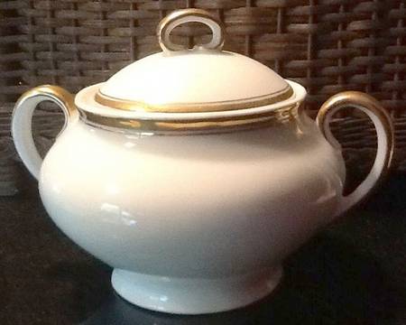 R4K1 Sugar Bowl & Lid