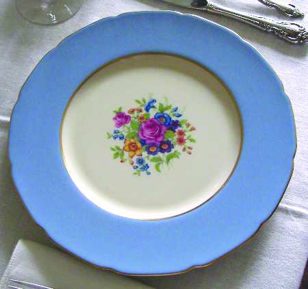 Stradivarius Blue (Scalloped) by Lenox