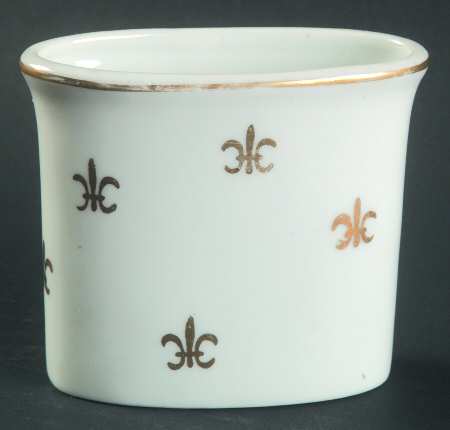 Fleur De Lis (Smooth) Cigarette Holder