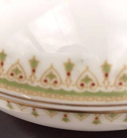 LIM77 Round Covered Vegetable