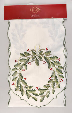 Holiday Nouveau Gold 14" X 72" Cloth Table Runner