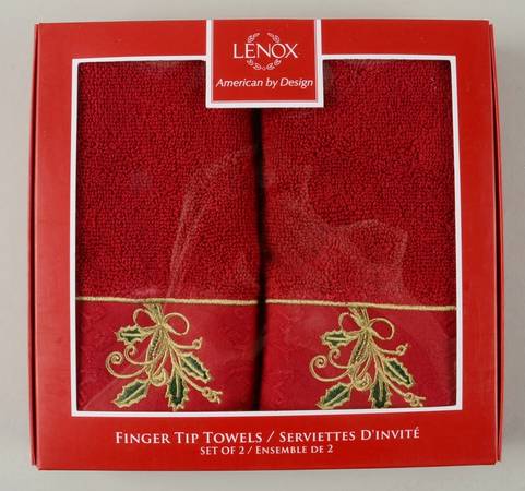Holiday Nouveau Gold (Set of 2 Motif 3) Cloth Fingertip Towels
