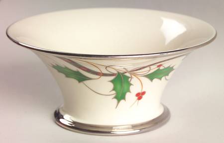 Holiday Nouveau Platinum Cream Bon Bon