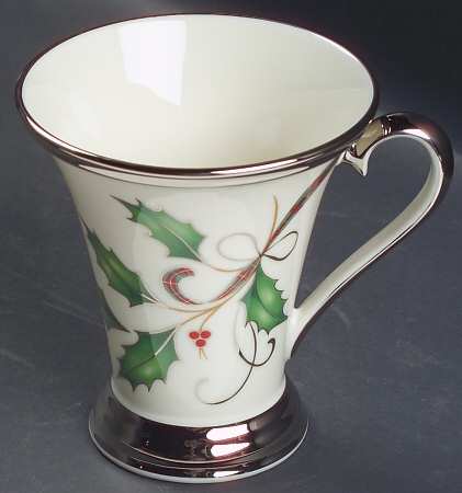 Holiday Nouveau Platinum Cream Accent Mug