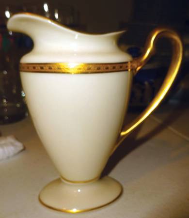 S32a Creamer
