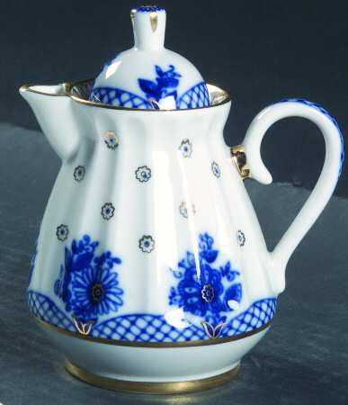 Bridesmaid (Baskets) Creamer & Lid