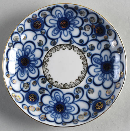 Winding Twig Saucer