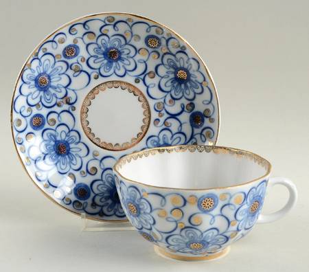 Winding Twig Footed Cup & Saucer Set