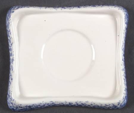 Holiday Mountain Lodge Figural Cottage Candle House Base