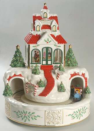 Holiday (Dimension) Santa Workshop Musical Centerpiece