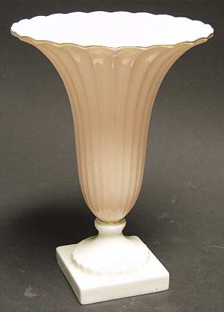 Regal Coll (Pink &amp; White Accent, Gold Trim) by Lenox