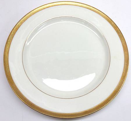 F51 Dinner Plate