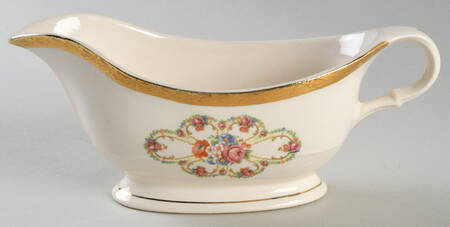 Fortune (Fil #1LC422) Gravy Boat