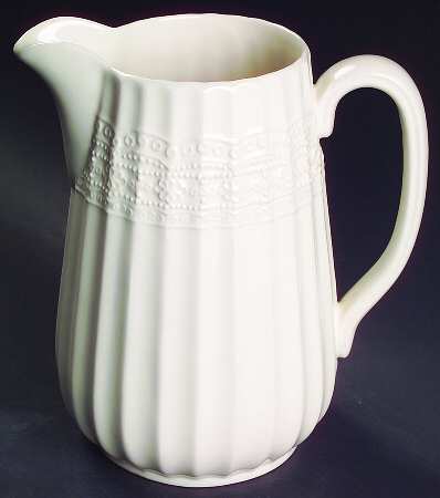 Irish Lace 40 Oz Pitcher