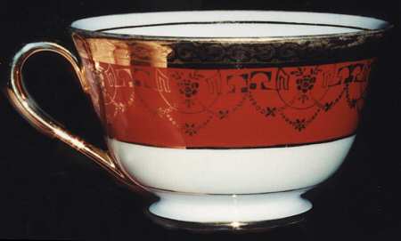 LEM11 Footed Cup