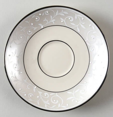 Pearl Innocence Saucer for Footed Cup