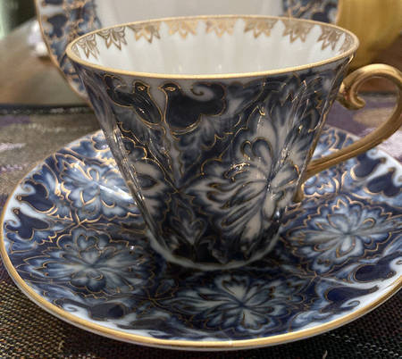 Black Cockerel (Couple) Flat Cup & Saucer Set