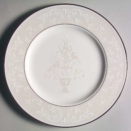 Opal Innocence Holiday Accent Luncheon Plate