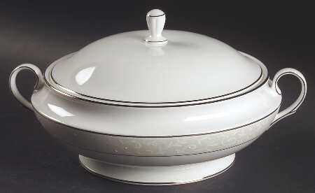 Opal Innocence Round Covered Vegetable
