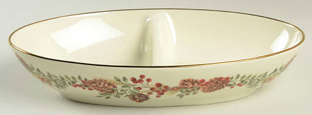 Williamsburg Boxwood & Pine 11" Oval Divided Vegetable Bowl