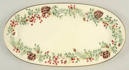 Williamsburg Boxwood & Pine Large Sandwich Tray
