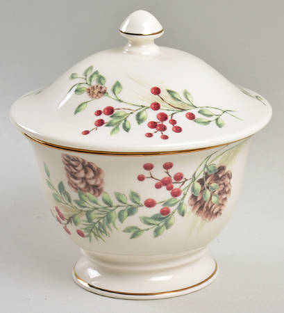 Williamsburg Boxwood & Pine Sugar Bowl & Lid