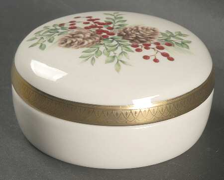 Williamsburg Boxwood & Pine Round Box & Lid by Lenox