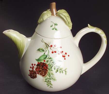 Williamsburg Boxwood & Pine Sculpted Teapot & Lid