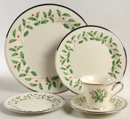 Holiday Platinum 5 Piece Place Setting by Lenox