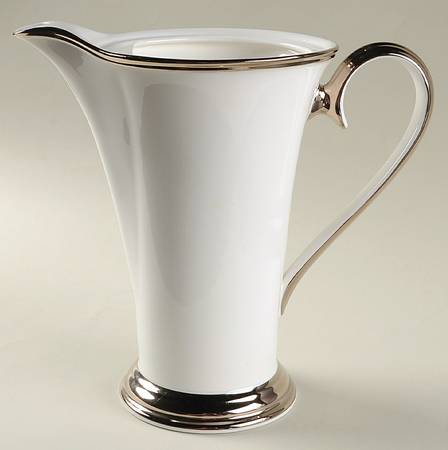 Solitaire White Coffee Pot No Lid