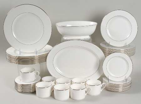 Tribeca 42 Piece Set